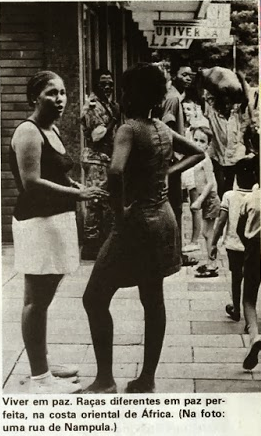 Viver em paz. Raças diferentes em paz perfeita, na costa ocidental de África. Na foto: uma rua de Nampula Viver em paz
